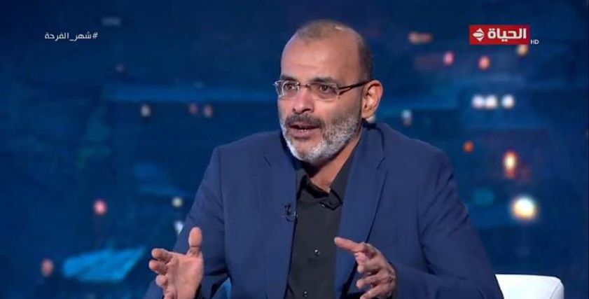 أيمن بهجت قمر