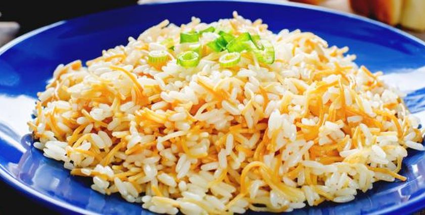 الأرز بشعرية