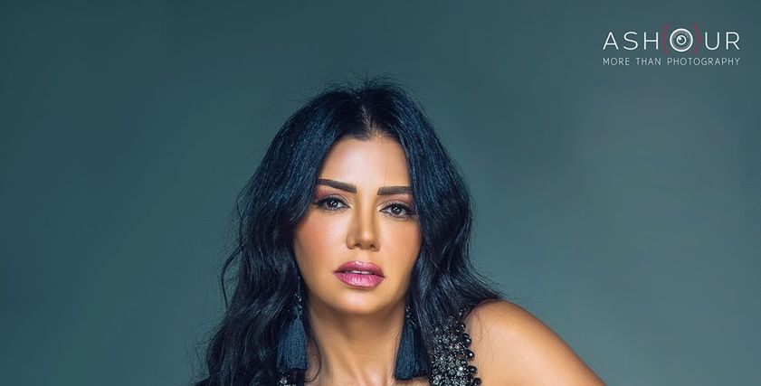 الفنانة رانيا يوسف
