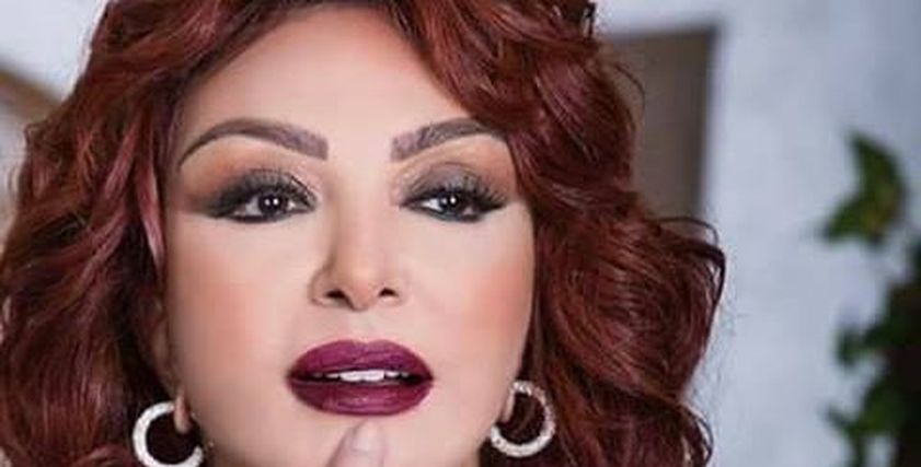 نبيلة عبيد