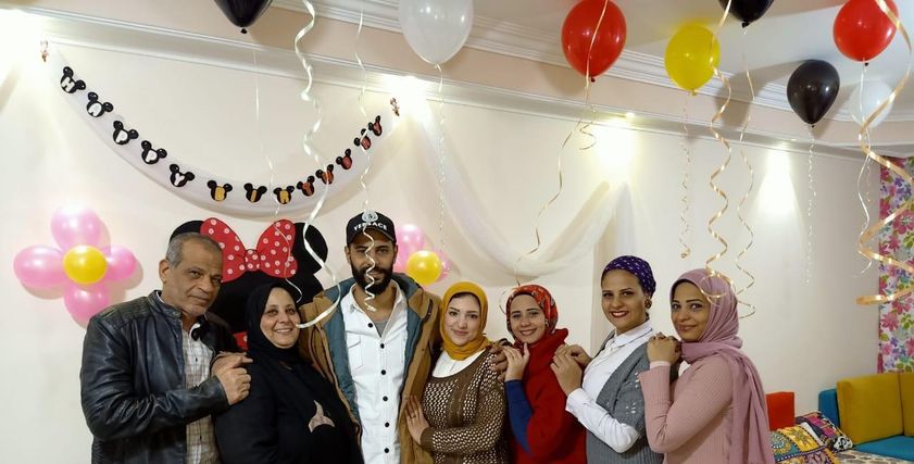 ياسمين وأسرتها