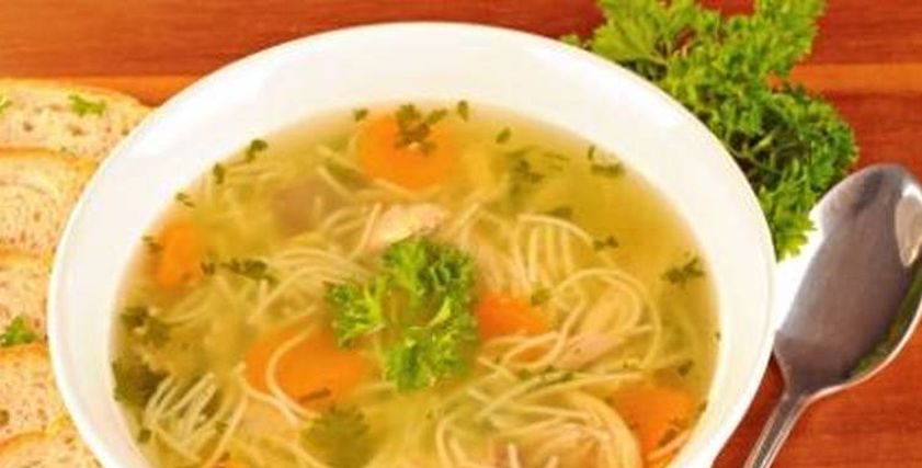 شوربة جزر بالدجاج