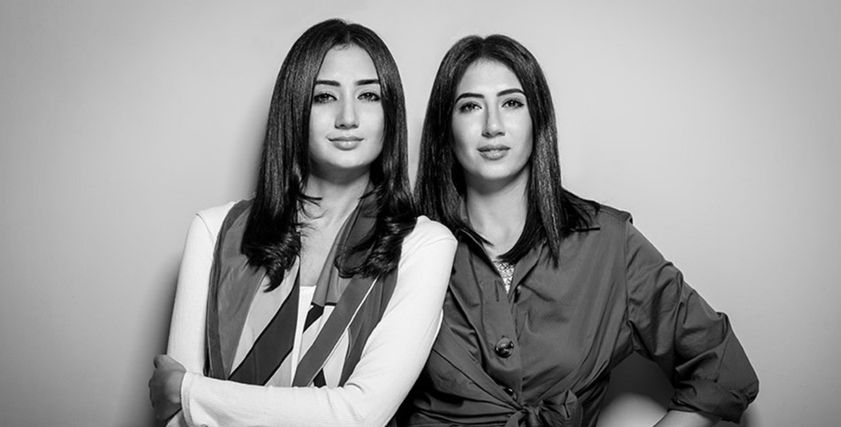الأختان آية وموناز عبدالرؤوف