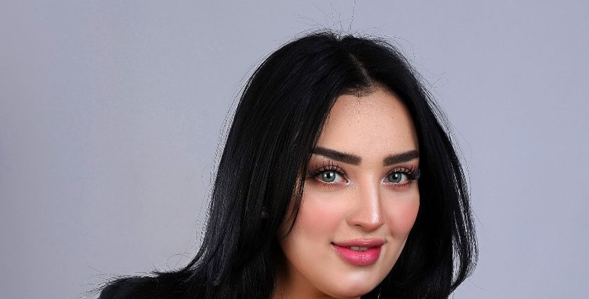 مي الزهيري
