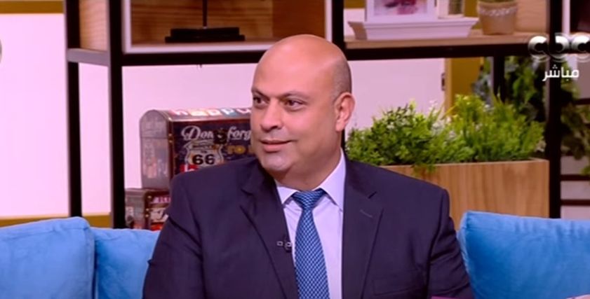 أشرف تمام