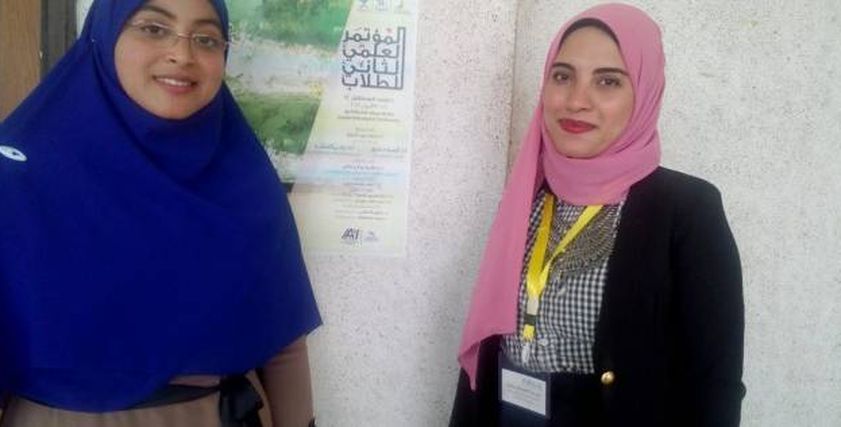 «سماح وعبير».. تستخرجان إنزيم الآجاريز من الطحالب لتصنيع الأدوية والمستحضرات 
