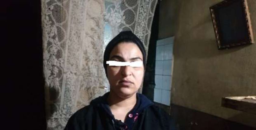 (منى ) الزوجة المتهمة