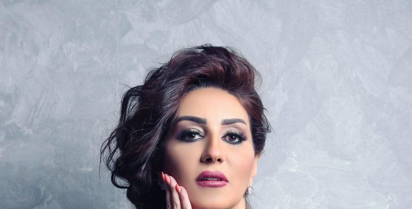 وفاء عامر