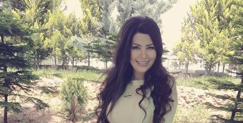 بالفيديو| القصة الكاملة لرقصة مذيعة سورية تسببت في إيقافها عن العمل