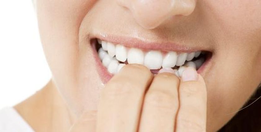 قضم الأظافر يمكن أن يتسبب في بتر الظفر