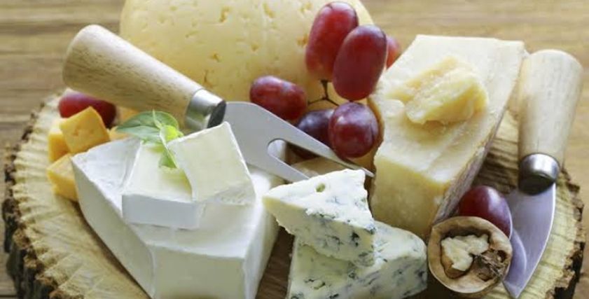 ماذا يحدث لجسمك عند تناول الأجبان يومياً ؟