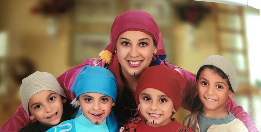 نيفين وأطفالها الأربعة