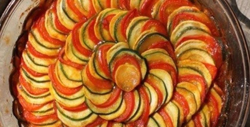 خلطبيطة بالصلصة