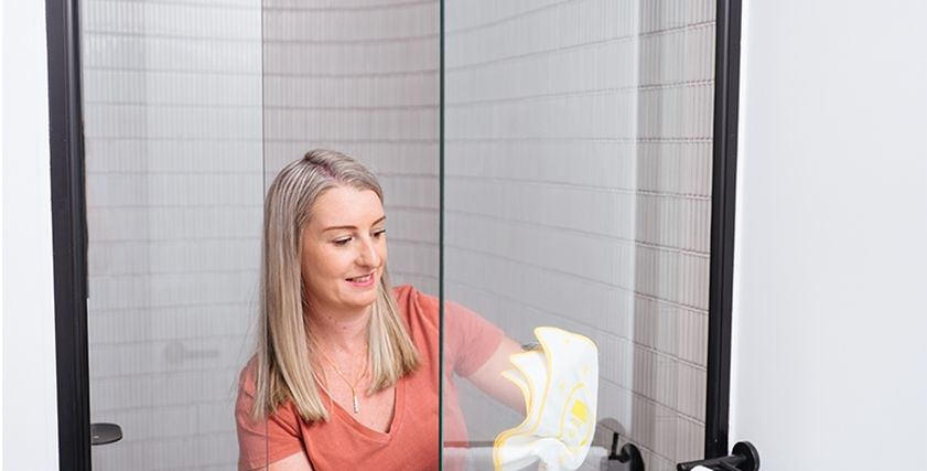 تنظيف الاسطح والادوات المنزلية
