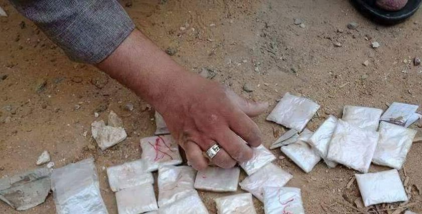 فتاة تستخرج سحر في قنا