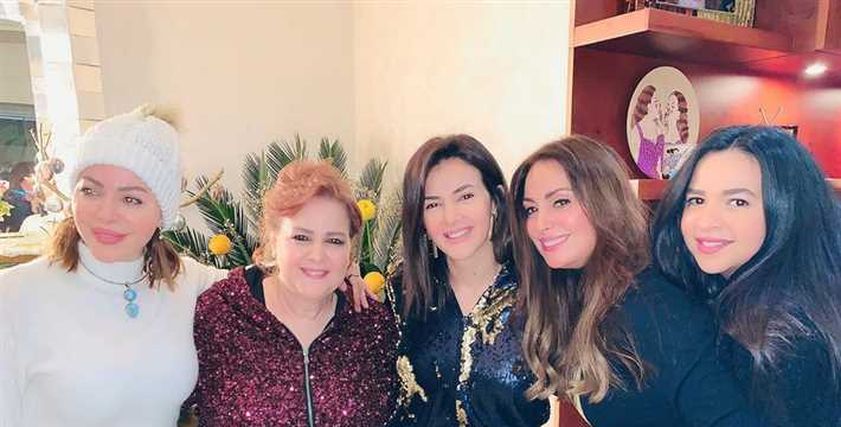 عيد ميلاد دلال عبد العزيز