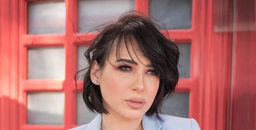 الفنانة ساندي