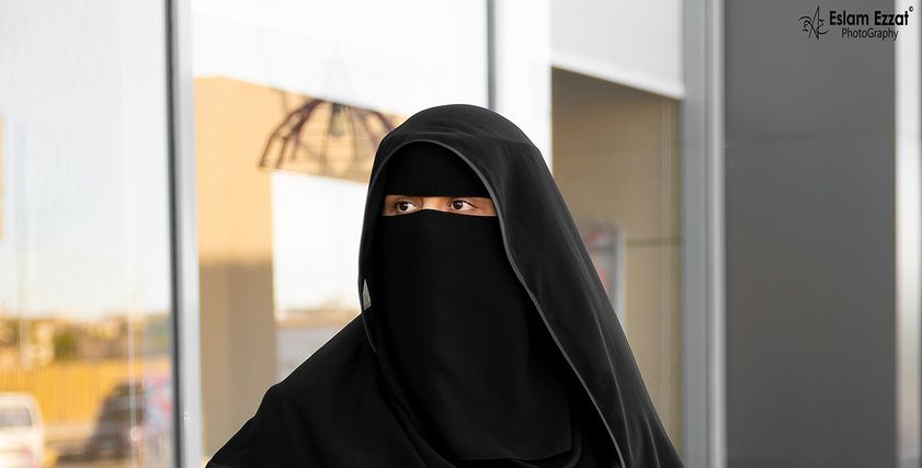 سيشن أزياء للمنتقبات