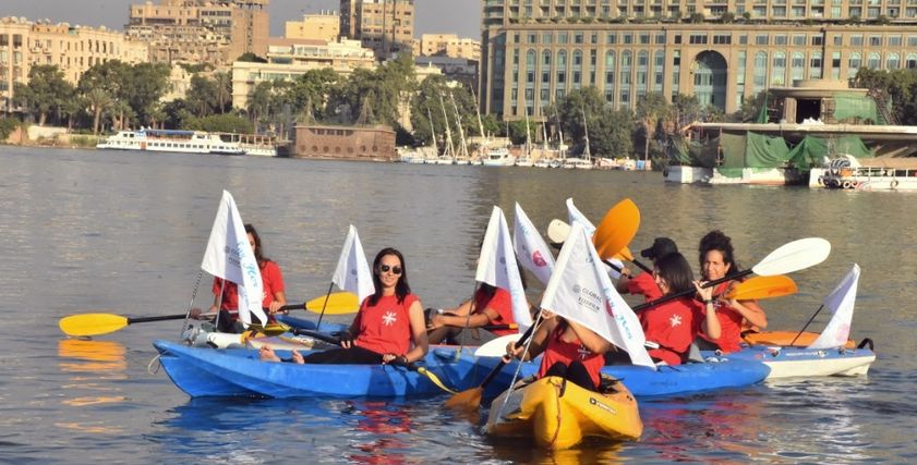 التجديف لدعم محاربات سرطان الثدي