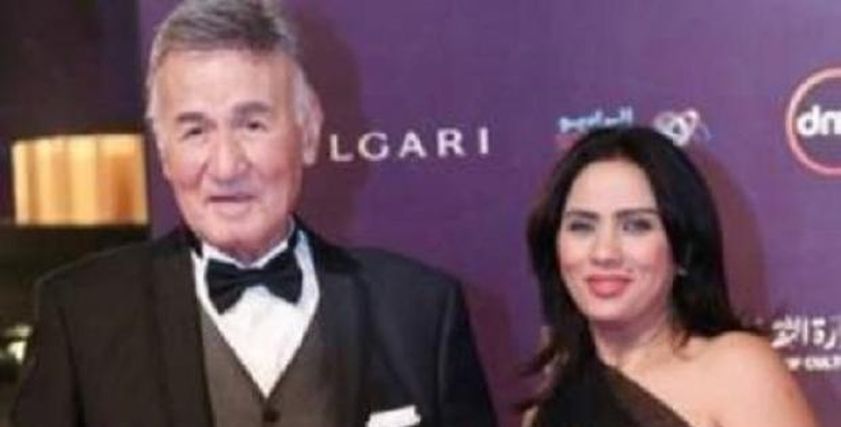 عزت أبو عوف يروي كواليس زواجه الثاني