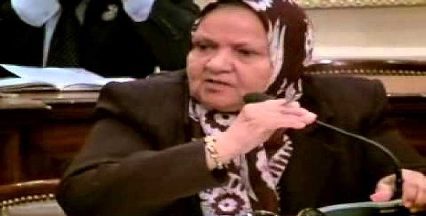 سعاد عبدالحميد