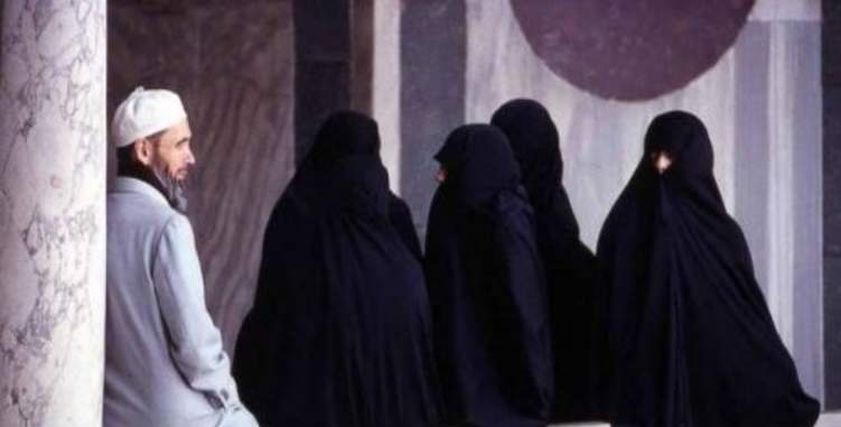 تعدد الزوجات