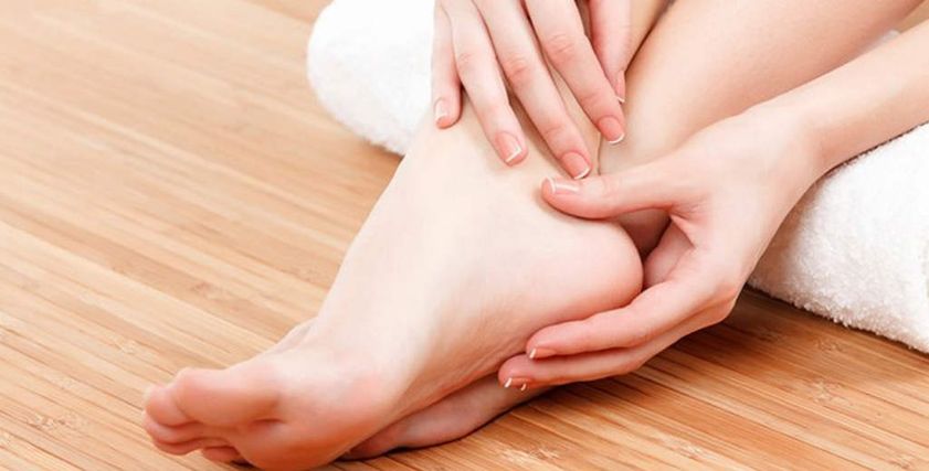 علاج تنميل القدمين
