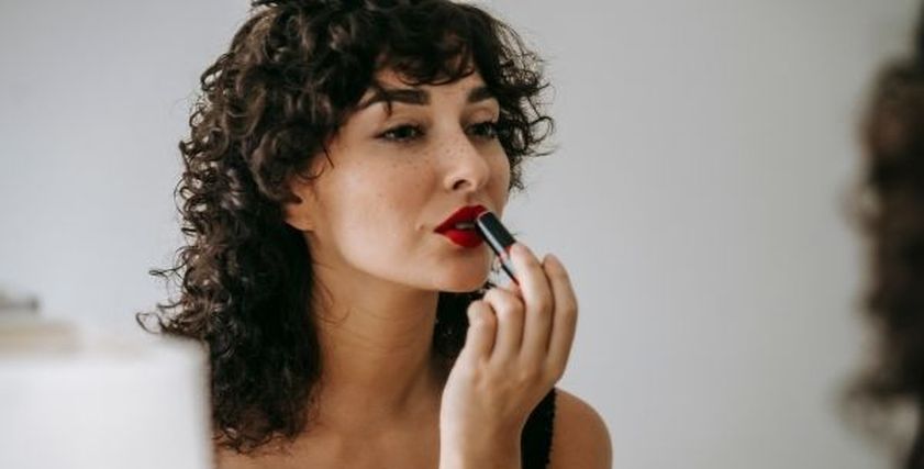 نصائح لمكياج ثابت طوال اليوم