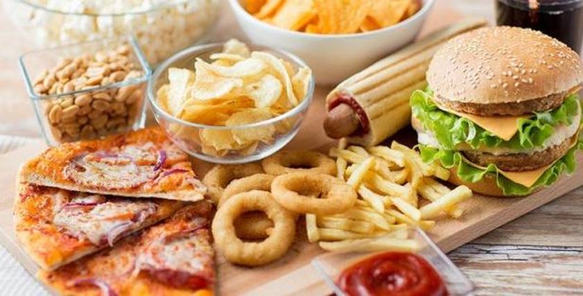 7أطعمة تضعف جهازك المناعى