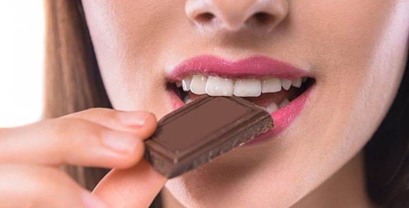 الشوكولاتة الداكنة