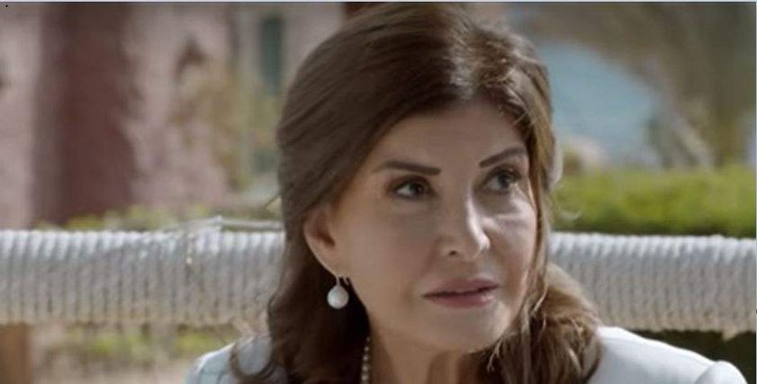 فنانون عبروا عن إعجابهم الشديد بميرفت أمين