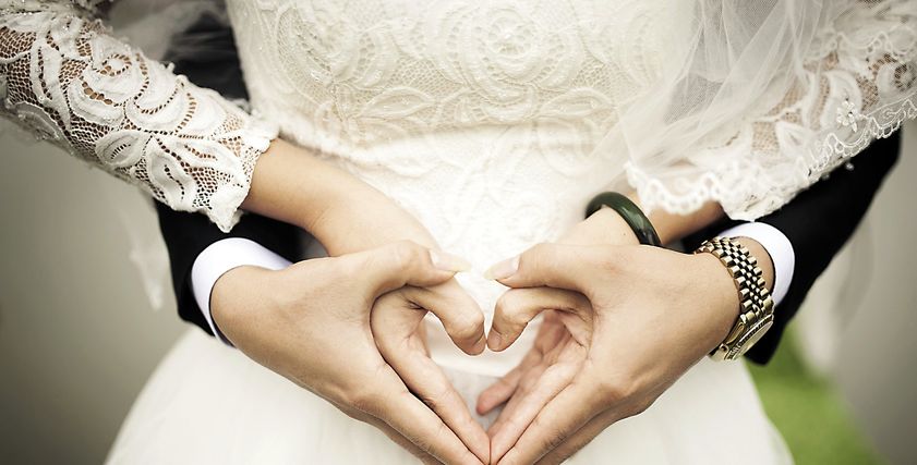 بعد جدلية الضرب.. كيف كان يتعامل النبي مع زوجاته؟