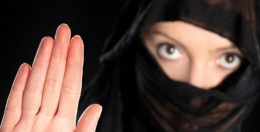 التحرش بالفتيات