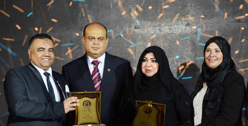 انطلاق حفل توزيع جوائز أفضل السيدات اسهاما فى رفع مكانة الإمارات عالميا