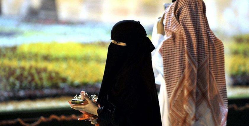 الكويت تدرس منح المرأة راتب بدون عمل بشروط