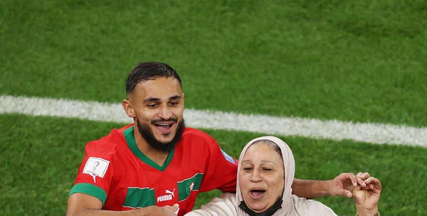بوفال مع والدته