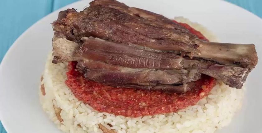 طريقة عمل طاجن شعرية بالموزة