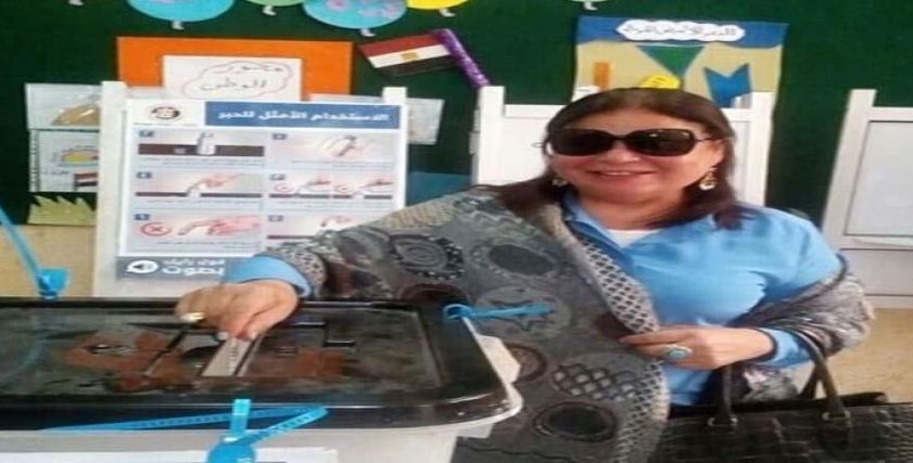 الفنانة ماجدة زكى تحرص على الإدلاء بصوتها في الانتخابات الرئاسية