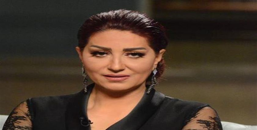 وفاء عامر