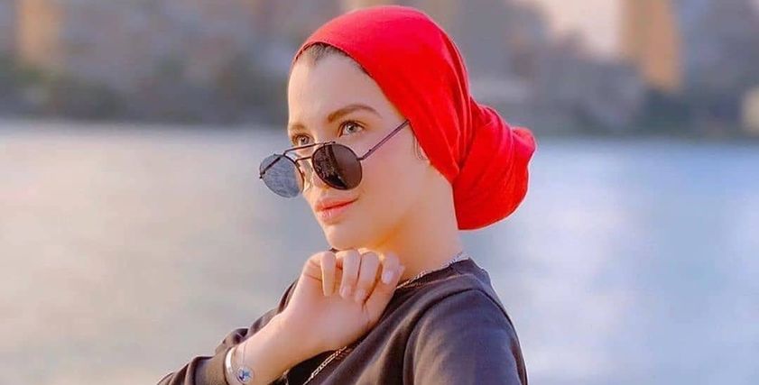 حنين حسام