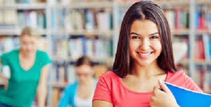 الحياة الجامعية أم المدرسية؟