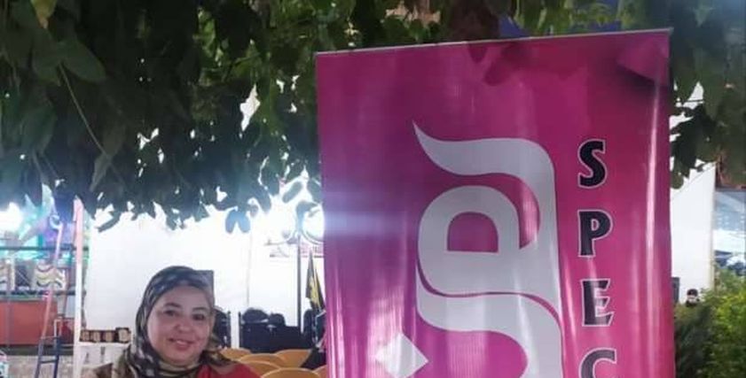 هند تنافس المستورد بمفروشات الهاند ميد