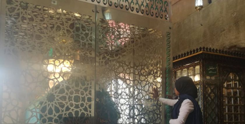 بالصور| «آمال» 11 سنة دون إنجاب و«فاطمة» اتطلقت.. حكايات نسائية على أعتاب مقام «أبو الحجاج الأقصري»