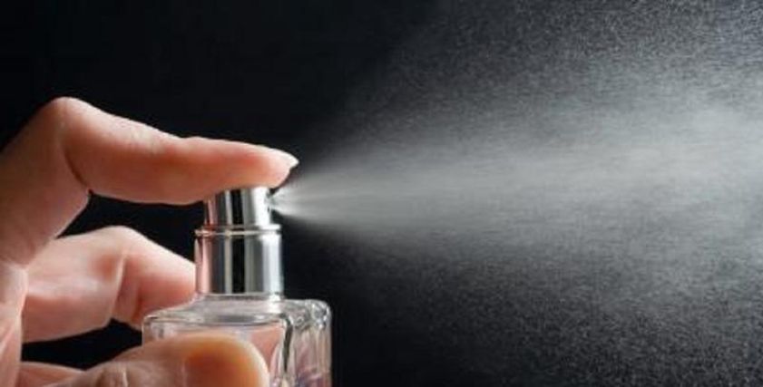تعرف على حكم وضع العطر في نهار رمضان