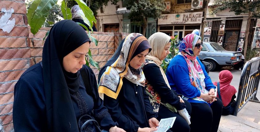الأمهات أمام اللجان