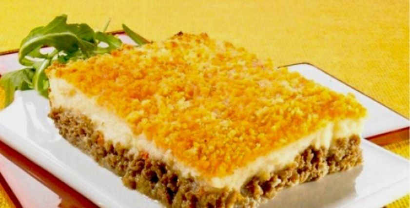 صينية بطاطس مهروسة باللحمة المفرومة