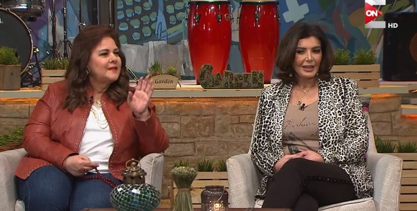 دلال عبدالعزيز وميرفت أمين