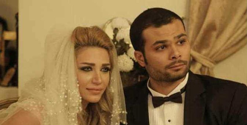 بالصور| القصة الكاملة لطلاق فنان مصري من ملكة جمال سوريا السابقة