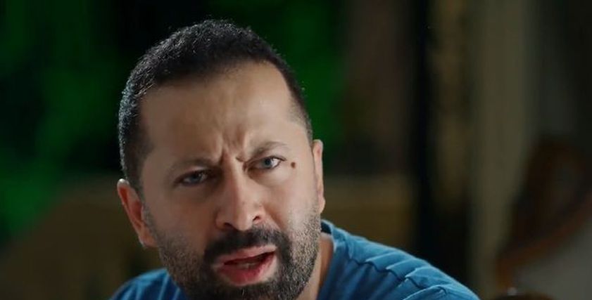 الفنان حسام فارس