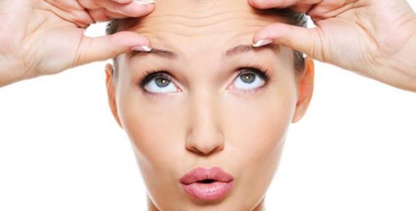 5 طرق طبيعية تمنع ظهور تجاعيد الجبين